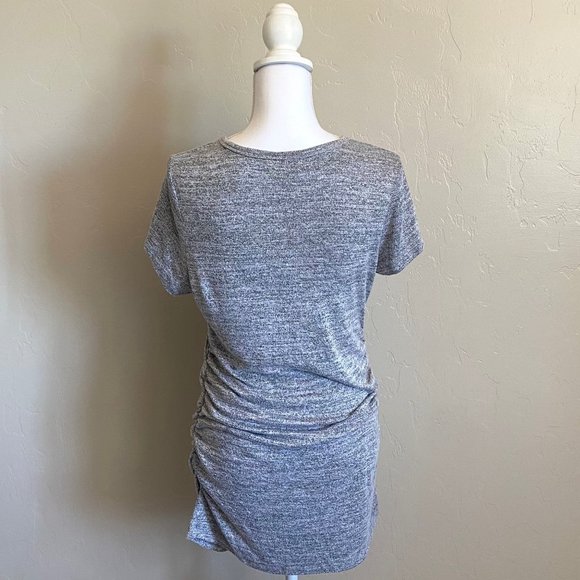 Market & Spruce Gray Short Sleeve Tee - Picture 3 of 10